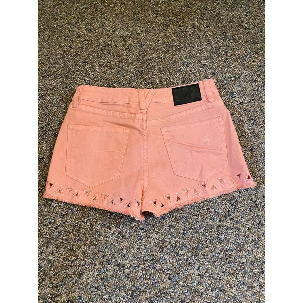 Pink Volcom Size 3 Shorts With Cute Design